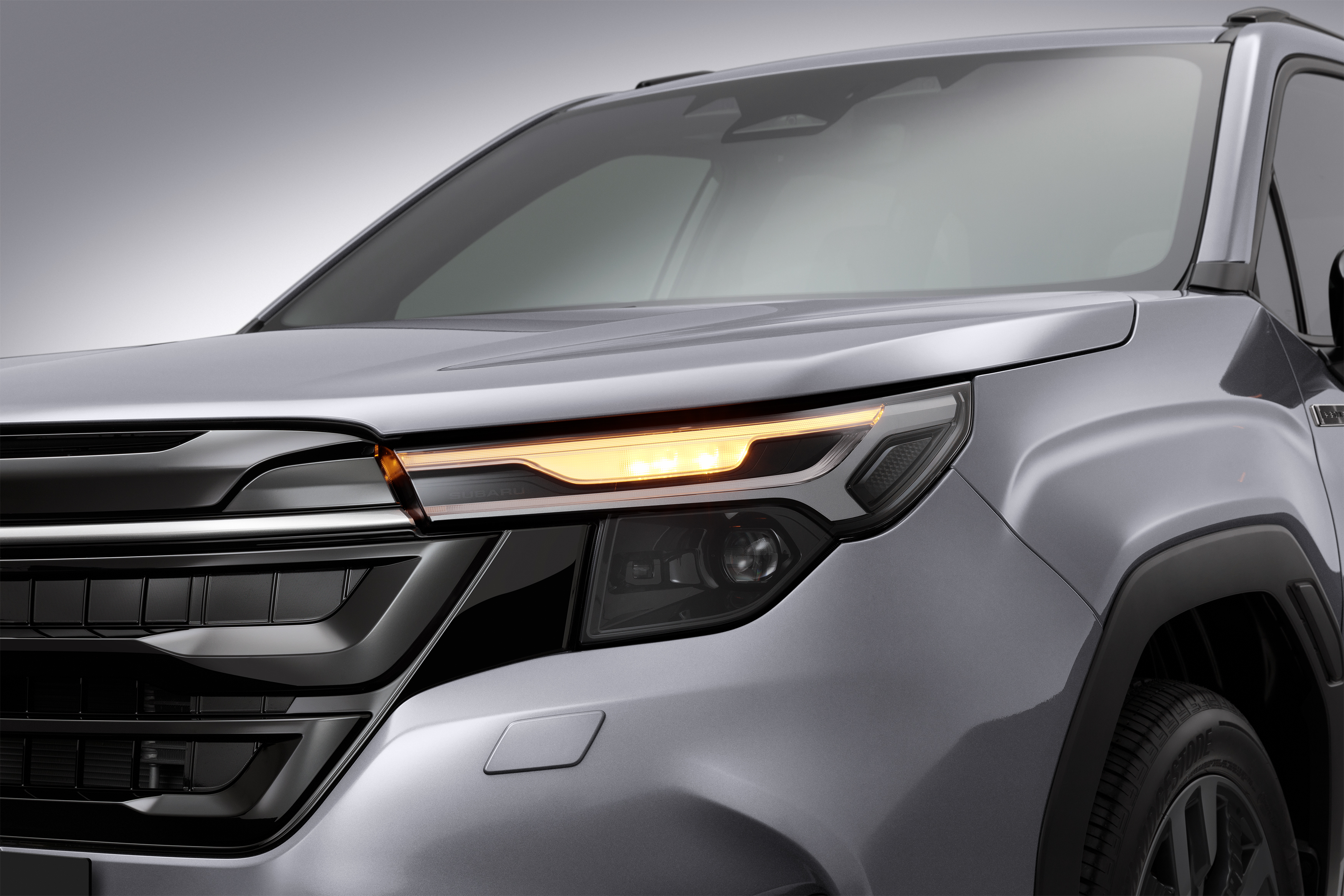 Фото Subaru Forester Hybrid